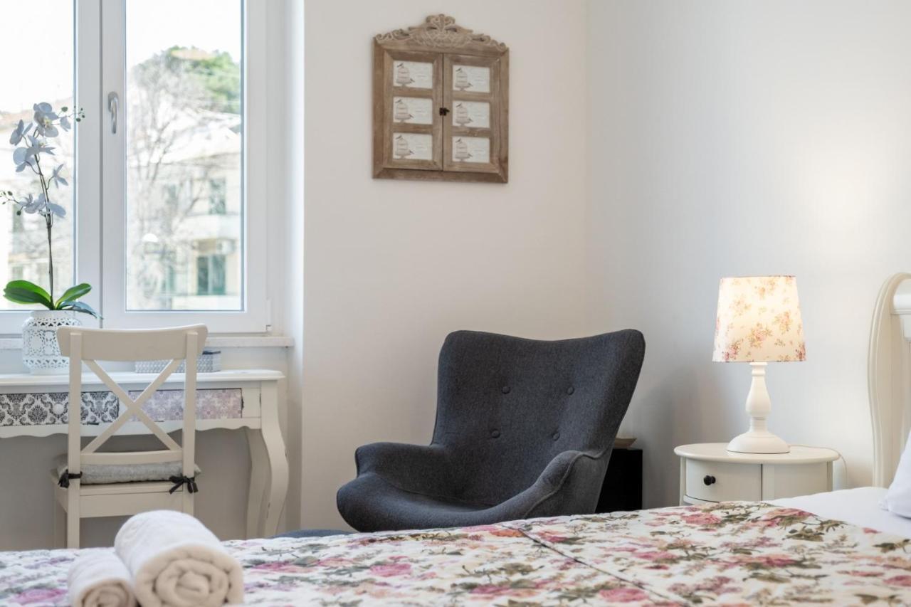 Studios & Room Poesia Split Extérieur photo